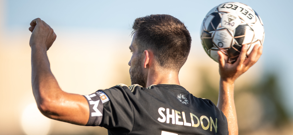 Matt Sheldon throwing a ball